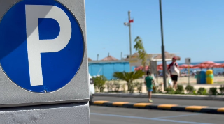 Martinsicuro - Da oggi si pagano i parcheggi blu sul lungomare